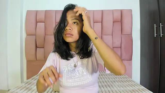 JuliKim  online show from 10.16.25