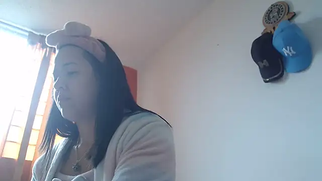 lady hot2xx online show from 02.16.25