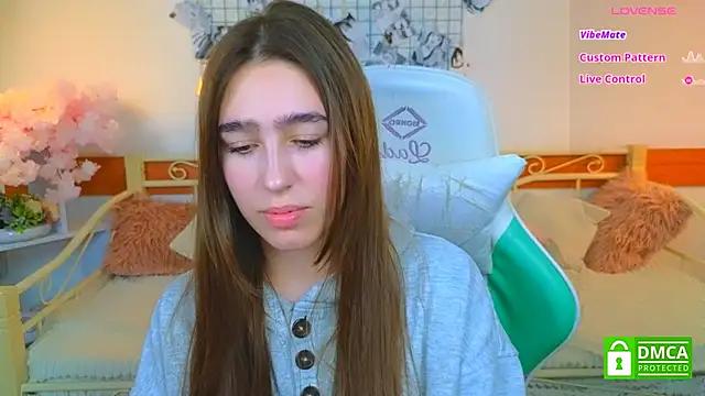  Eliizabeth  online show from 03.30.26