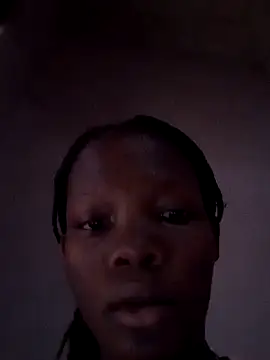 Snapshot of sweet_zara01 chatting on 01.25.25 sweet zara01 online show from 01.25.25
