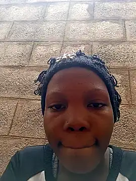 Snapshot of sweet_zara01 chatting on 04.01.26 sweet zara01 online show from 04.01.26