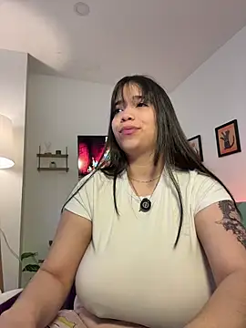 tati reyess online show from 03.04.26