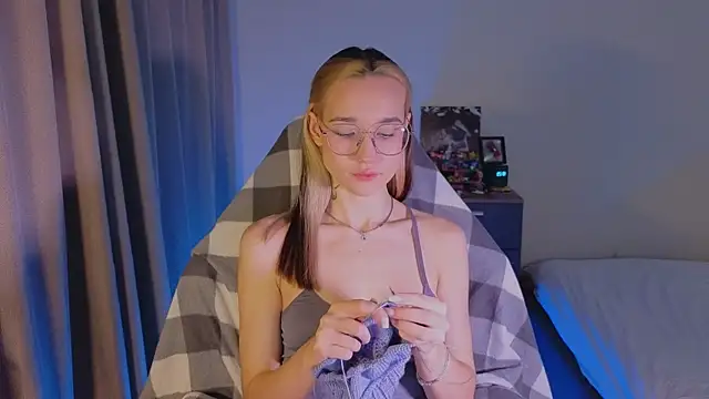 shey1i online show from 12.19.25