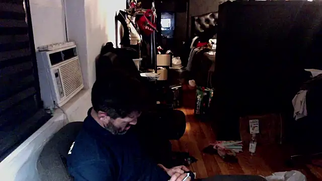 Snapshot of leanjamesdean chatting on 12.30.24 leanjamesdean online show from 12.30.24