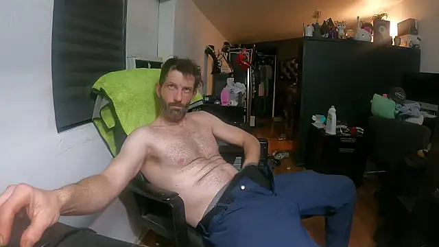 Snapshot of leanjamesdean chatting on 02.20.25 leanjamesdean online show from 02.20.25