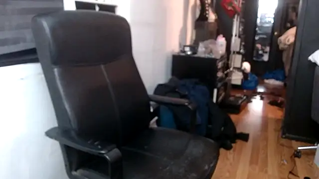 Snapshot of leanjamesdean chatting on 03.08.25 leanjamesdean online show from 03.08.25