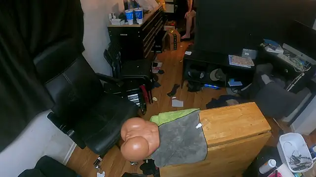 Snapshot of leanjamesdean chatting on 09.20.25 leanjamesdean online show from 09.20.25