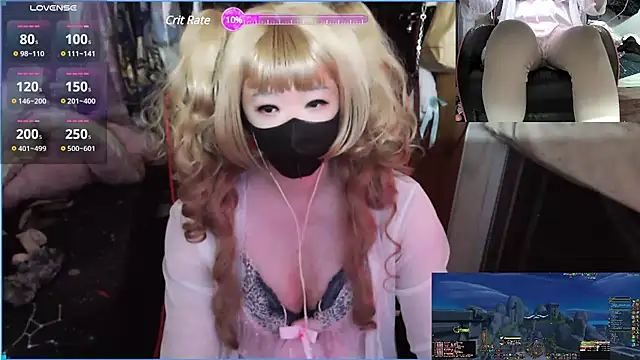 Snapshot of z23002 chatting on 02.18.25 z23002 online show from 02.18.25