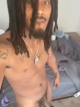 Snapshot of BD2LONG chatting on 12.29.24 BD2LONG online show from 12.29.24