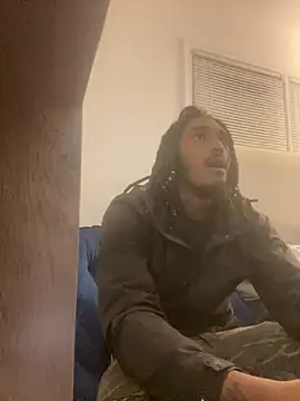 Snapshot of BD2LONG chatting on 02.23.25 BD2LONG online show from 02.23.25