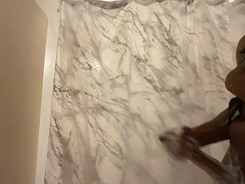 Snapshot of BD2LONG chatting on 10.01.25 BD2LONG online show from 10.01.25