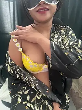 Amelia singh online show from 10.17.25