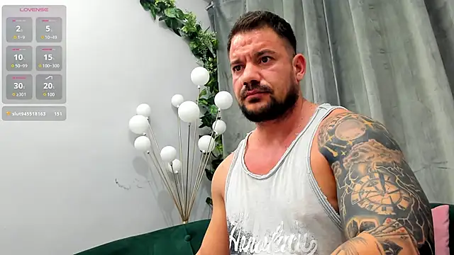 musclemonster31 online show from 02.15.25