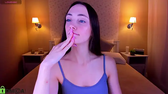 Lexi Split online show from 09.10.25