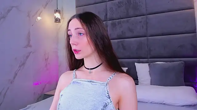 Lexi Split online show from 01.10.26