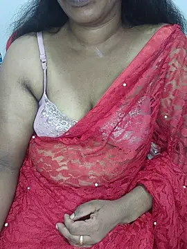 Snapshot of Malluivaniya chatting on 12.02.25 Malluivaniya online show from 12.02.25