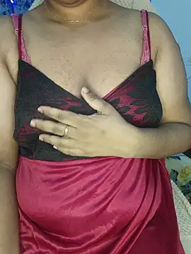 Snapshot of Malluivaniya chatting on 07.17.26 Malluivaniya online show from 07.17.26