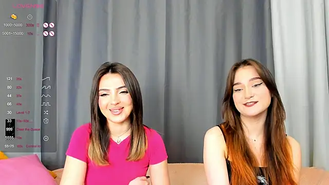 Snapshot of AnnaTeona chatting on 12.21.24 AnnaTeona online show from 12.21.24