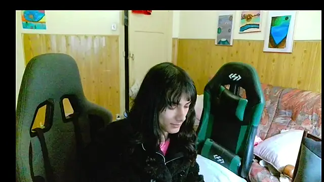 calliemaggotbone online show from 12.22.25