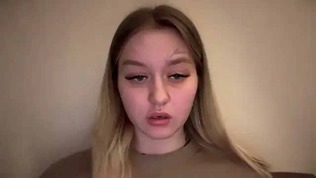 Snapshot of Isabel-Bailey chatting on 12.11.24 Isabel-Bailey online show from 12.11.24