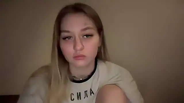 Snapshot of Isabel-Bailey chatting on 01.12.25 Isabel-Bailey online show from 01.12.25