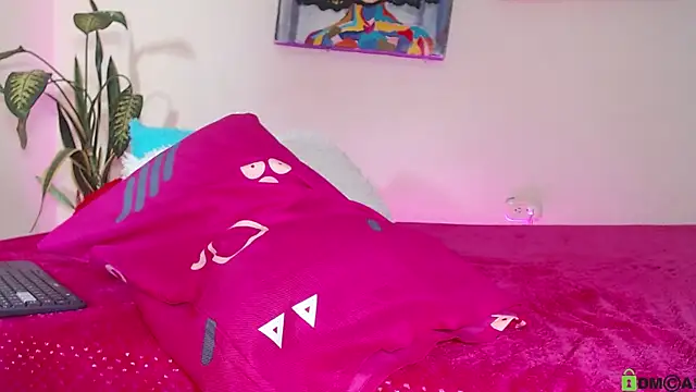 natasha jm online show from 10.23.25