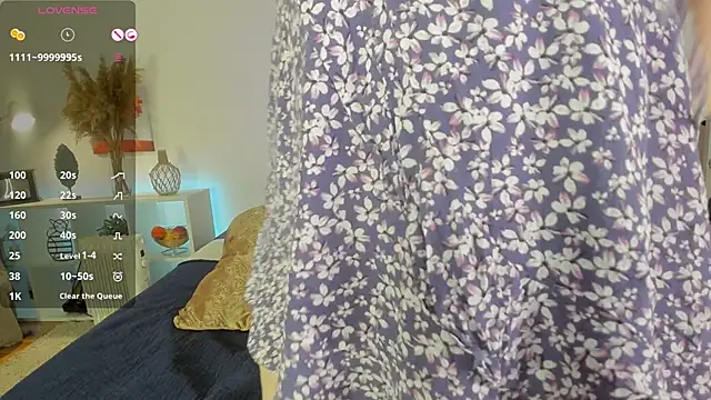 CutieGinger online show from 12.14.24