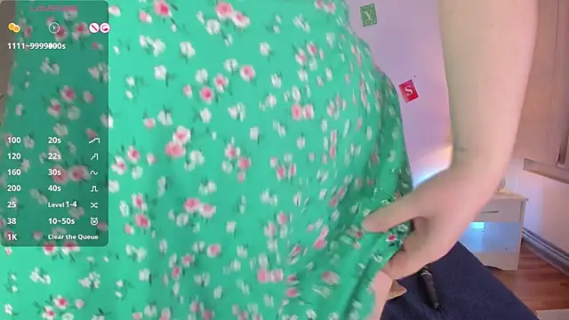 CutieGinger online show from 01.12.25