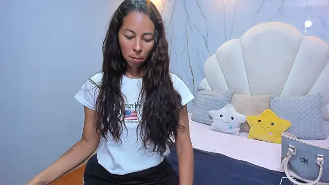 Rosalinda Cortez online show from 12.20.24