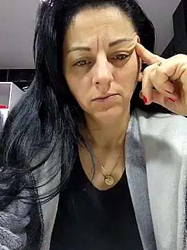 Snapshot of bruneta_sexy23 chatting on 02.05.25 bruneta sexy23 online show from 02.05.25