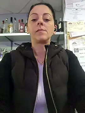 Snapshot of bruneta_sexy23 chatting on 03.17.25 bruneta sexy23 online show from 03.17.25