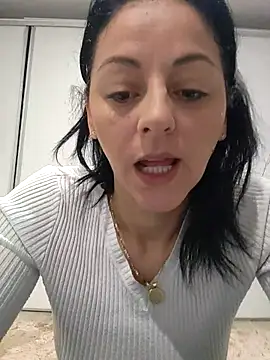 Snapshot of bruneta_sexy23 chatting on 03.19.25 bruneta sexy23 online show from 03.19.25