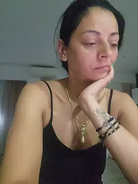 Snapshot of bruneta_sexy23 chatting on 07.14.26 bruneta sexy23 online show from 07.14.26