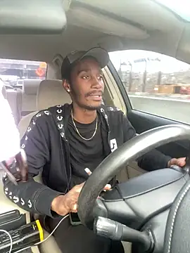 ITSONLYKENNY online show from 02.15.25