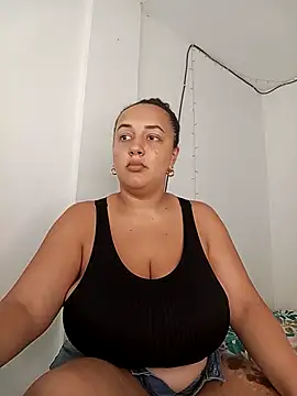 Miss-boobs online show from 02.18.25
