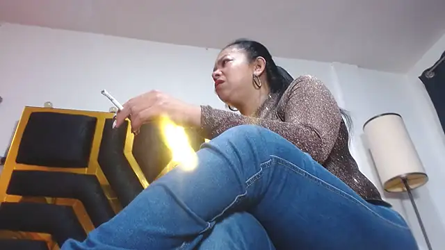 Helennahot online show from 04.15.26