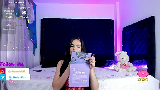 nikolsmithh online show from 12.13.24