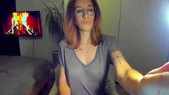 DesireMore90 online show from 01.10.25