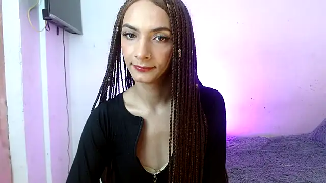 Snapshot of Katty_fox69 chatting on 03.03.25 Katty fox69 online show from 03.03.25