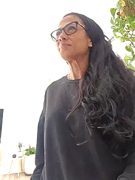 Snapshot of Allana_Squirt chatting on 12.03.25 Allana Squirt online show from 12.03.25