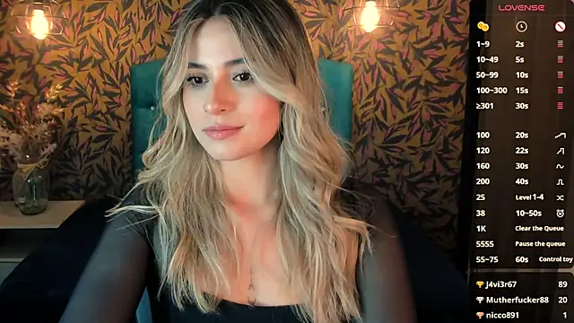 KiaraCarter online show from 12.20.24