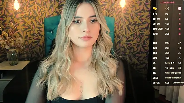 KiaraCarter online show from 01.11.25