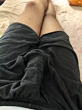 Snapshot of Horny_boy321 chatting on 09.29.25 Horny boy321 online show from 09.29.25