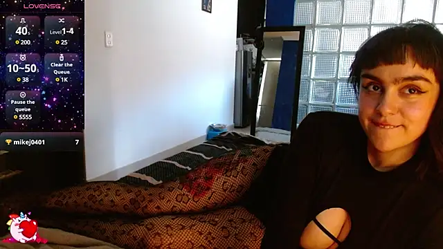 collette beaufoy  online show from 12.04.24