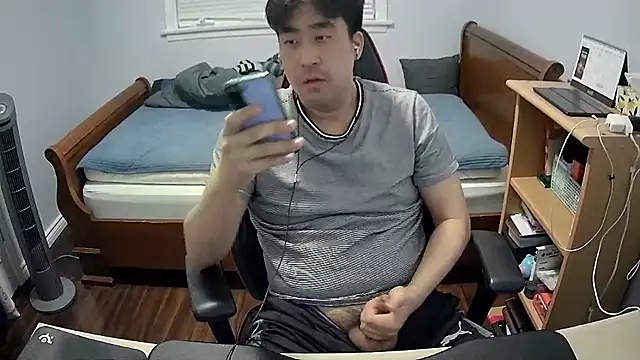 Koreanboy171 online show from 03.13.26