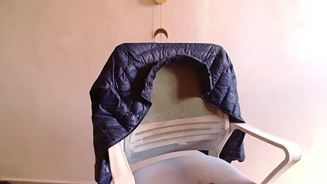 Snapshot of brdot_ chatting on 02.25.26 brdot online show from 02.25.26