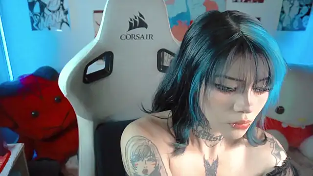 Deadly Doll online show from 11.14.25