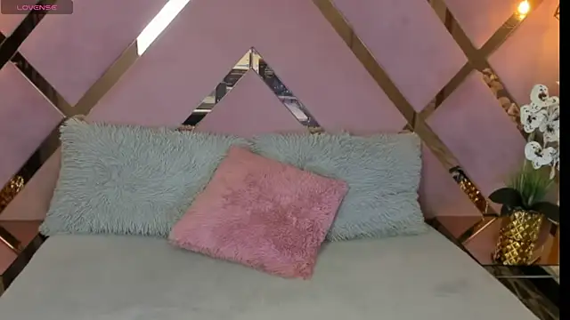 SHANONCLARK online show from 01.27.25