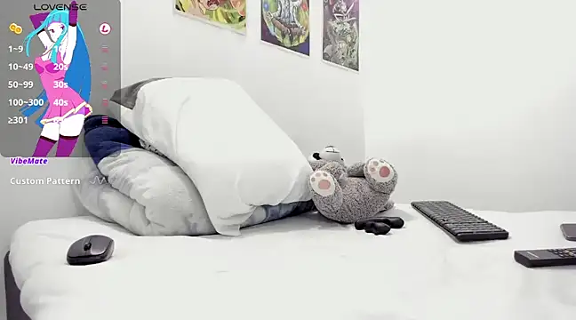 Snapshot of Aron_Baylor chatting on 01.02.25 Aron Baylor online show from 01.02.25