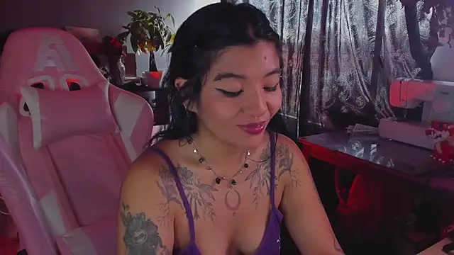 Snapshot of annie_walker6 chatting on 10.09.25 annie walker6 online show from 10.09.25